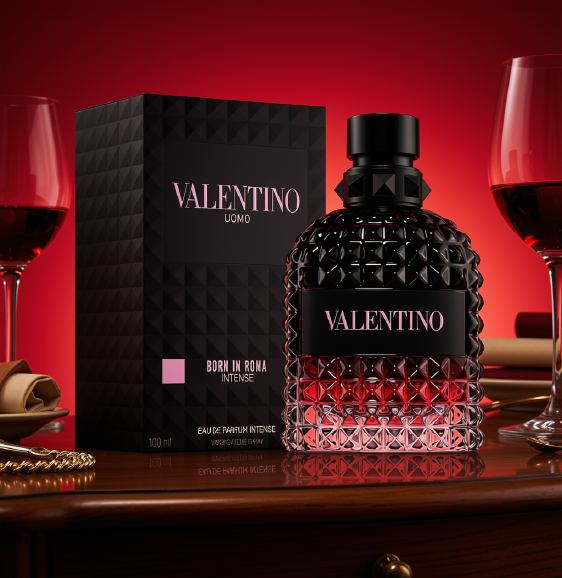 Valentino Uomo Born in Roma Intense
